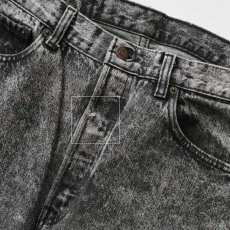 画像12: LEVI'S 501 ACID WASHED BLACK DENIM PANTS "made in USA" 【W34 x L36 程度】 (12)