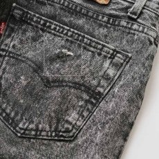 画像9: LEVI'S 501 ACID WASHED BLACK DENIM PANTS "made in USA" 【W34 x L36 程度】 (9)