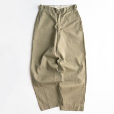 画像2: 60's US MILITARY COTTON TWILL KHAKI TROUSERS【W31 x L29.5 程度】 (2)