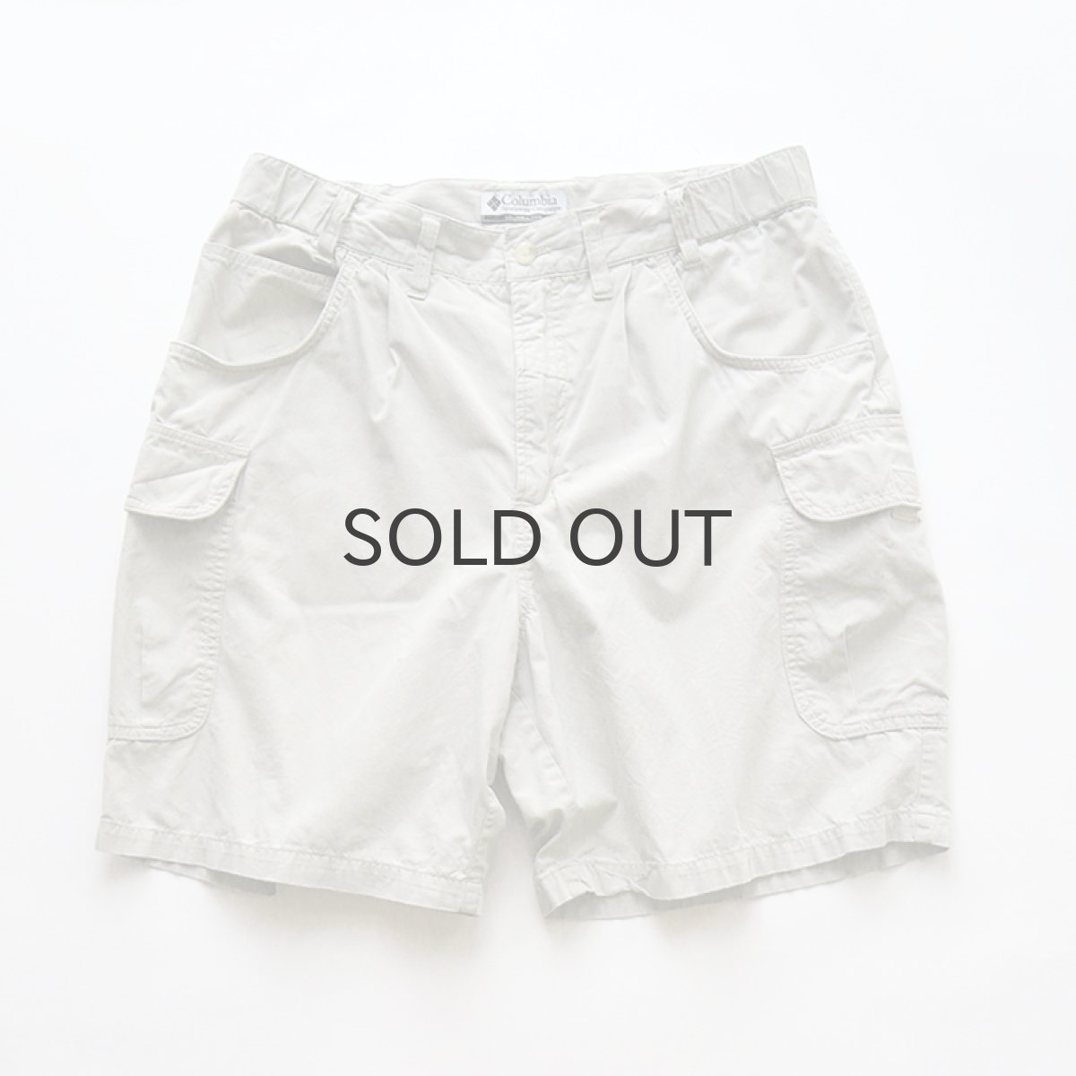 画像1: Columbia COTTON TUCK CARGO SHORTS 【W34 程度】 (1)