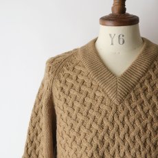 画像7: OLD UNKNOWN BRAND WOOL KNIT V NECK SWEATER (7)