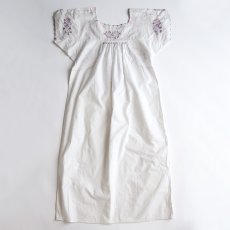 画像2: OLD HANDMADE COTTON LINEN EMBROIDERED DRESS (2)