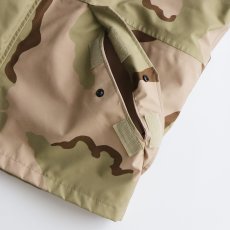 画像11: 00's US ARMY GORE-TEX DESERT CAMOUFLAGE COLD WEATHER PARKA 【SIZE : LARGE-REGULAR】 (11)