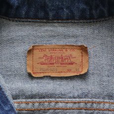 画像9: 80's LEVI'S 70506 DENIM 4-POCKET TRUCKER JACKET "MADE IN CANADA" (9)