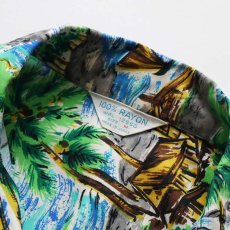 画像6: 60's UNKNOWN BRAND RAYON ALL OVER PATTERN S/S LOOP COLLAR HAWAIIAN SHIRT "MADE IN JAPAN" "MINT CONDITION" (6)