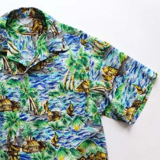 画像3: 60's UNKNOWN BRAND RAYON ALL OVER PATTERN S/S LOOP COLLAR HAWAIIAN SHIRT "MADE IN JAPAN" "MINT CONDITION" (3)