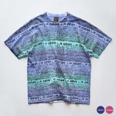 画像1: 〜90's L.A. GEAR COTTON ALL OVER BORDER PATTERN PRINT S/S TEE "MADE IN USA" (1)