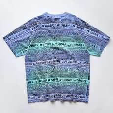 画像3: 〜90's L.A. GEAR COTTON ALL OVER BORDER PATTERN PRINT S/S TEE "MADE IN USA" (3)