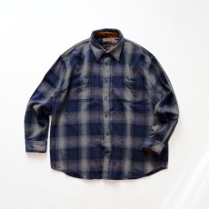 画像1: 〜00's ST. JOHN'S BAY COTTON OMBRE CHECK HEAVY FLANNEL SHIRT (1)