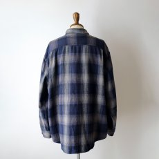 画像12: 〜00's ST. JOHN'S BAY COTTON OMBRE CHECK HEAVY FLANNEL SHIRT (12)