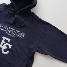 画像4: 90's RUSSELL "HIGH Cotton" UNUSUAL style EMBROIDERED SWEAT PULLOVER PARKA "ELIZABETHTOWN College" "MADE IN USA" (4)