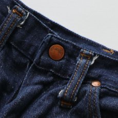 画像9: 60's Wrangler COTTON DENIM WOMEN'S SLIM FIT PANTS 【SIZE : W26 x L29.5 程度】 (9)