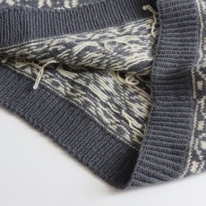 画像7: OLD UNKNOWN BRAND WOOL SNOWFLAKE PATTERN HAND KNIT BOAT NECK NORDIC SWEATER (7)