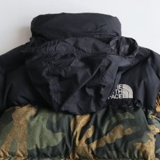 画像7: THE NORTH FACE "NOVELTY NUPTSE" CAMOUFLAGE PATTERN DOWN JACKET (7)