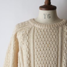 画像9: OLD ROSMUC KNITWEAR WOOL HAND KNIT FISHERMAN'S SWEATER "HANDLOOMED IN IRELAND" (9)